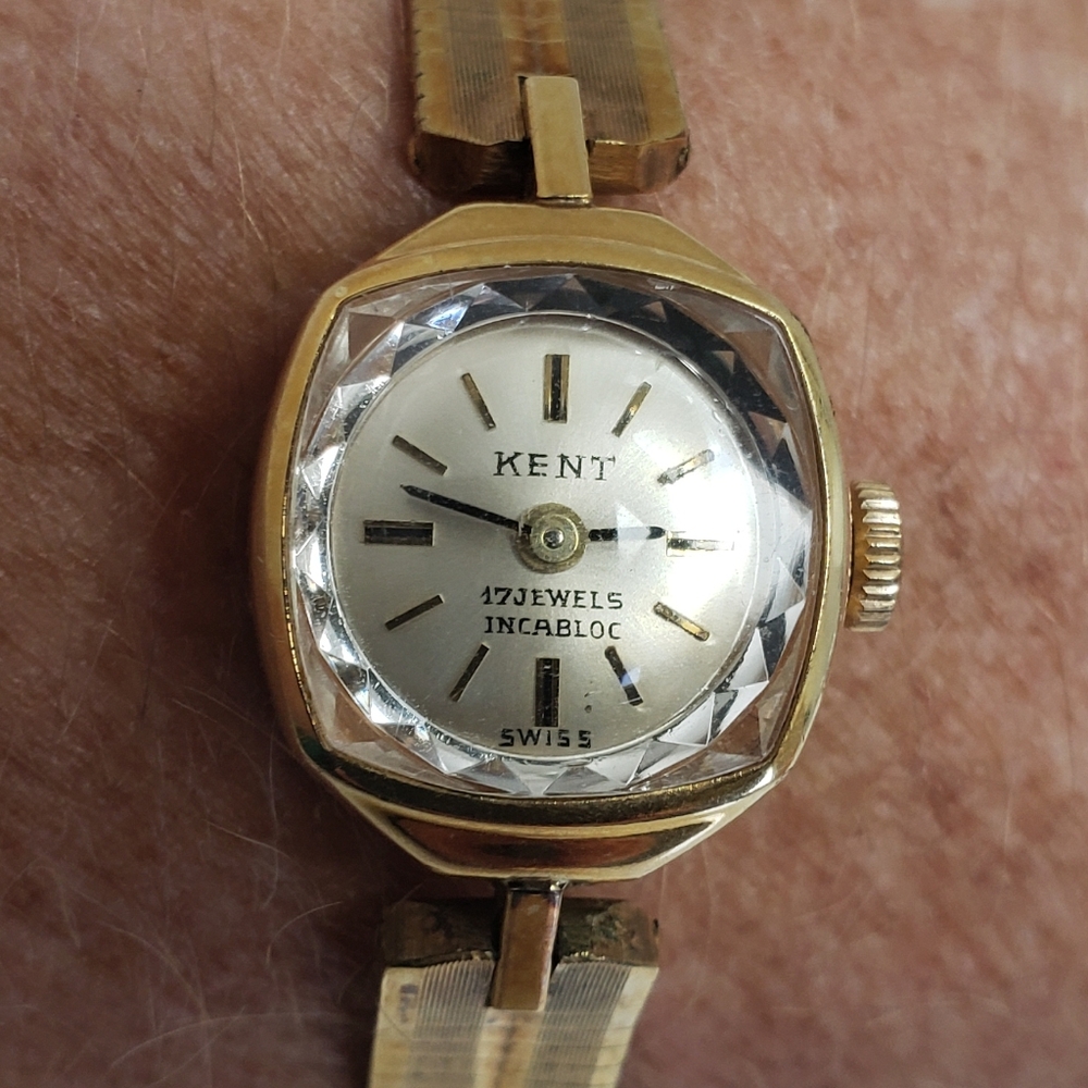 Vintage Kent Ladies Wind Up Swiss Watch | 17 jewels | Incabloc Movement